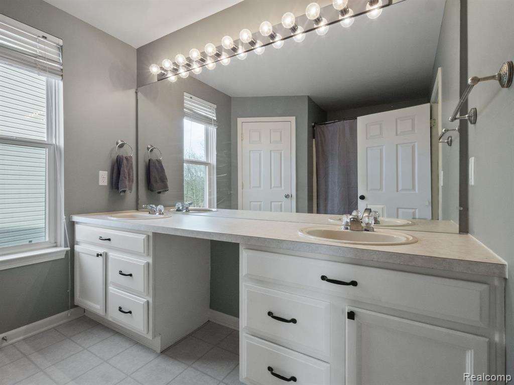 444 OTTER RUN Road, Holly, MI 48442 — Photo 19