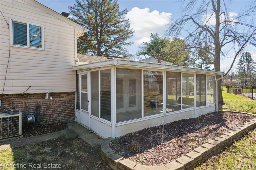 8272 W Huron Court, White Lake, MI — Photo 32