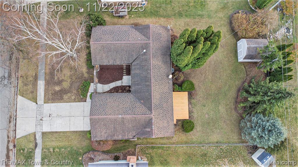 538 Autumn Drive, Flushing, MI 48433 — Photo 29