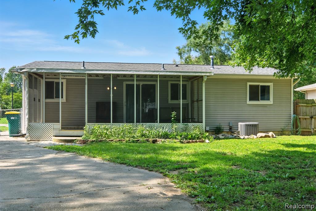 509 S Manfred Street, Durand, MI 48429 — Photo 24