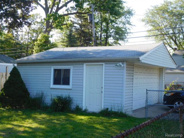 501 E BRECKENRIDGE Street, Ferndale, MI 48220 — Photo 3