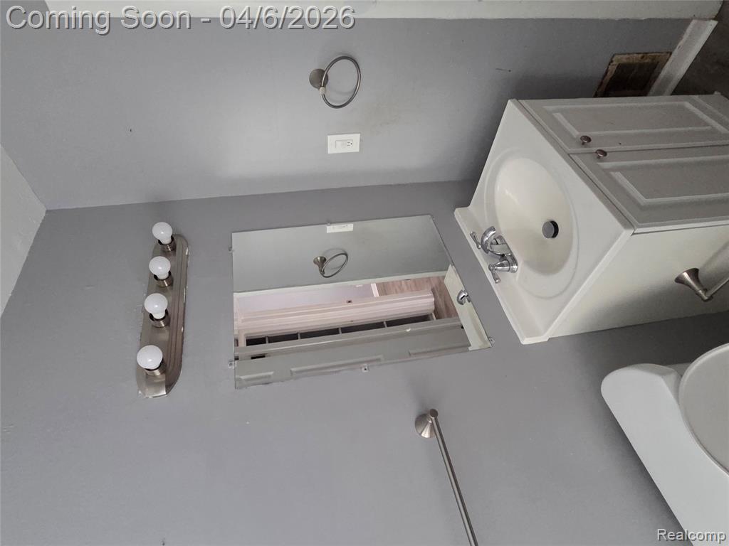 1139 S Bassett Street, Detroit, MI, 48217