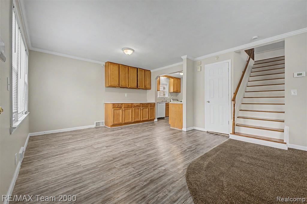 5635 Westpoint Street, Dearborn Heights, MI 48125 — Photo 14