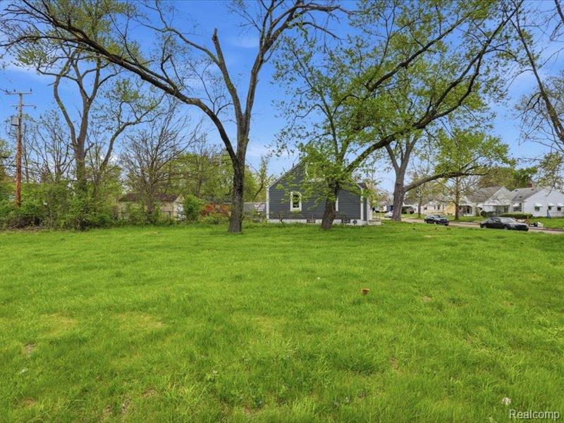 19417 Glastonbury Road, Detroit, MI 48219 — Photo 23