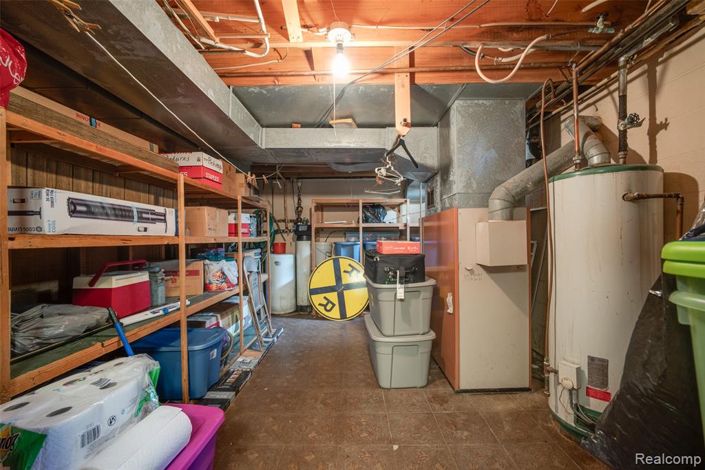 560 Coats Road, Lake Orion, MI 48362 — Photo 35