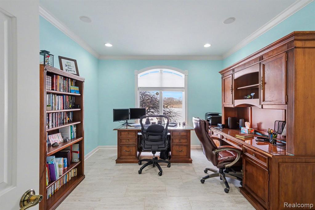 8399 Potter Road, Flushing, MI, 48433