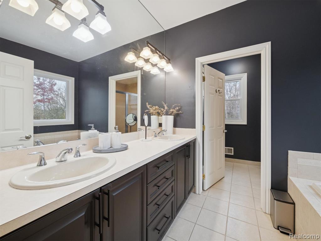 49630 Taft Lane, Canton, MI 48188 — Photo 32