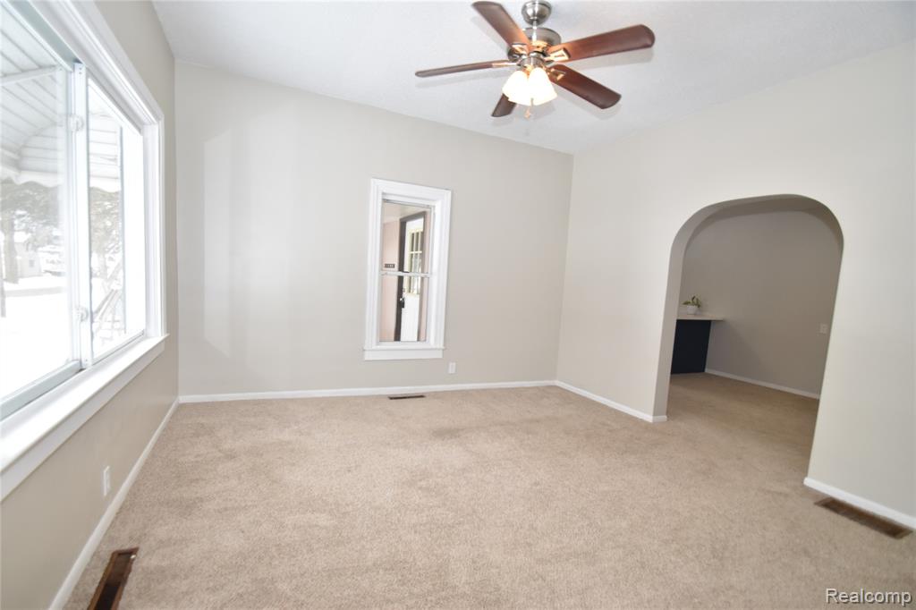 227 N Walnut Street, Vernon, MI 48476 — Photo 10