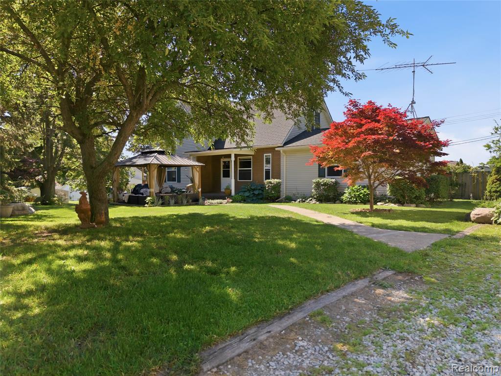 806 S 10th Street, St. Clair, MI 48079 — Photo 58