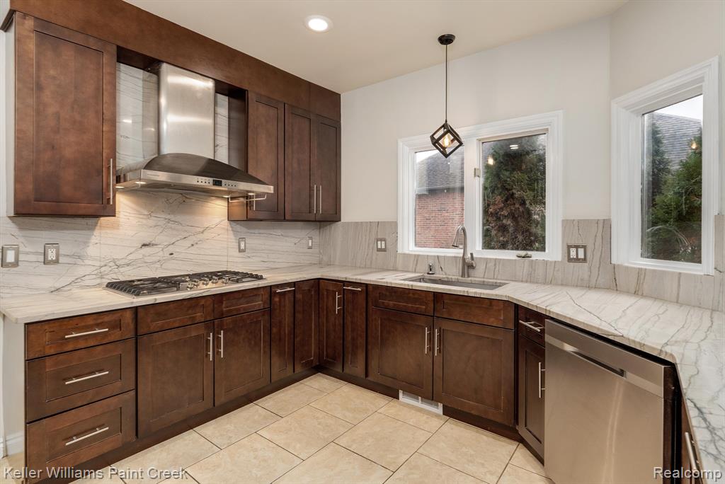 7208 William Drive, Shelby Twp, MI 48316 — Photo 19