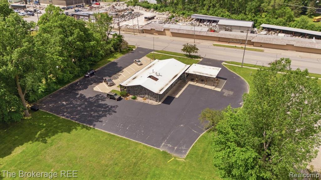 6093 Dixie Highway, Bridgeport, MI 48722 — Photo 10
