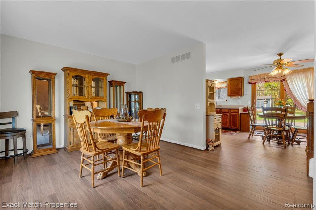 7180 HOWELL Avenue, Waterford, MI 48327 — Photo 19