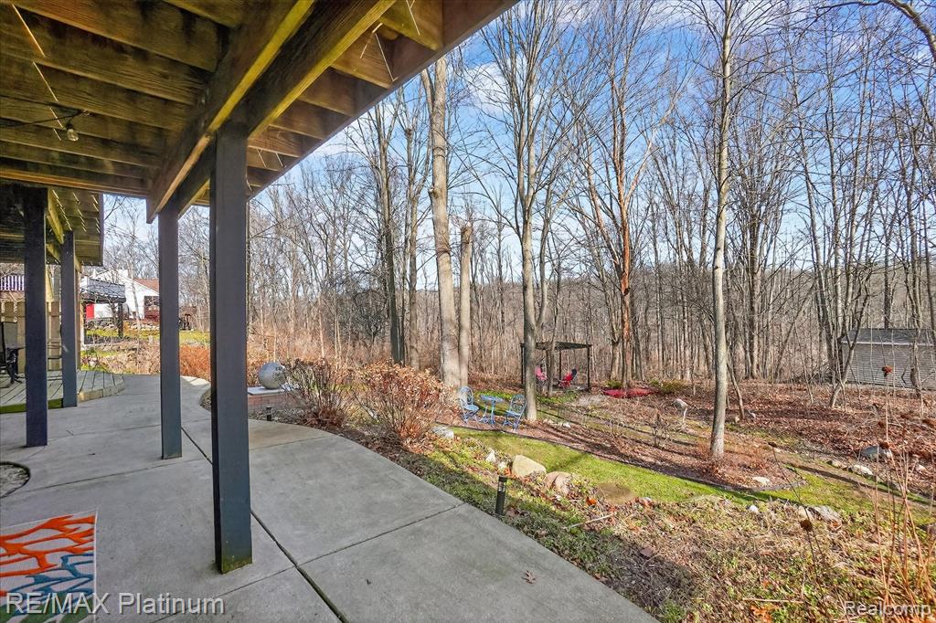 2206 Moorlands View, Howell, MI 48855 — Photo 40