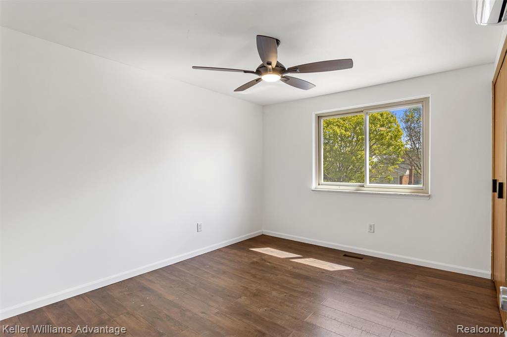 4061 Middlebury Drive, Troy, MI 48085 — Photo 21