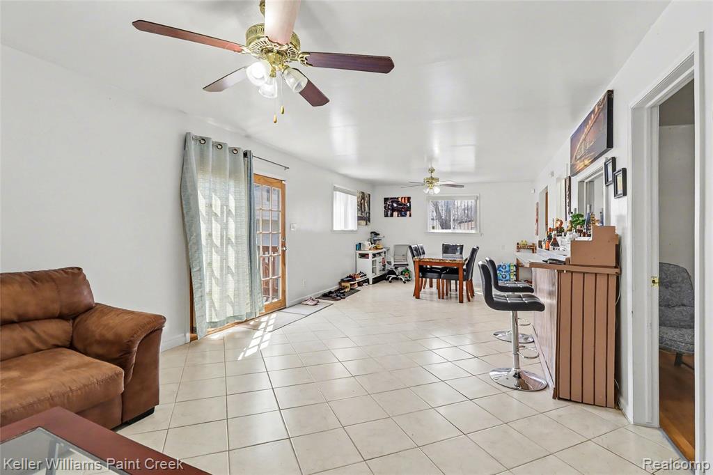 23070 Rosewood Street, Oak Park, MI 48237 — Photo 8