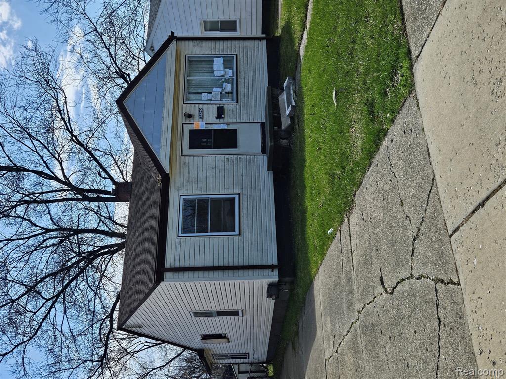 13876 Hendricks Avenue, Warren, MI 48089 — Photo 2
