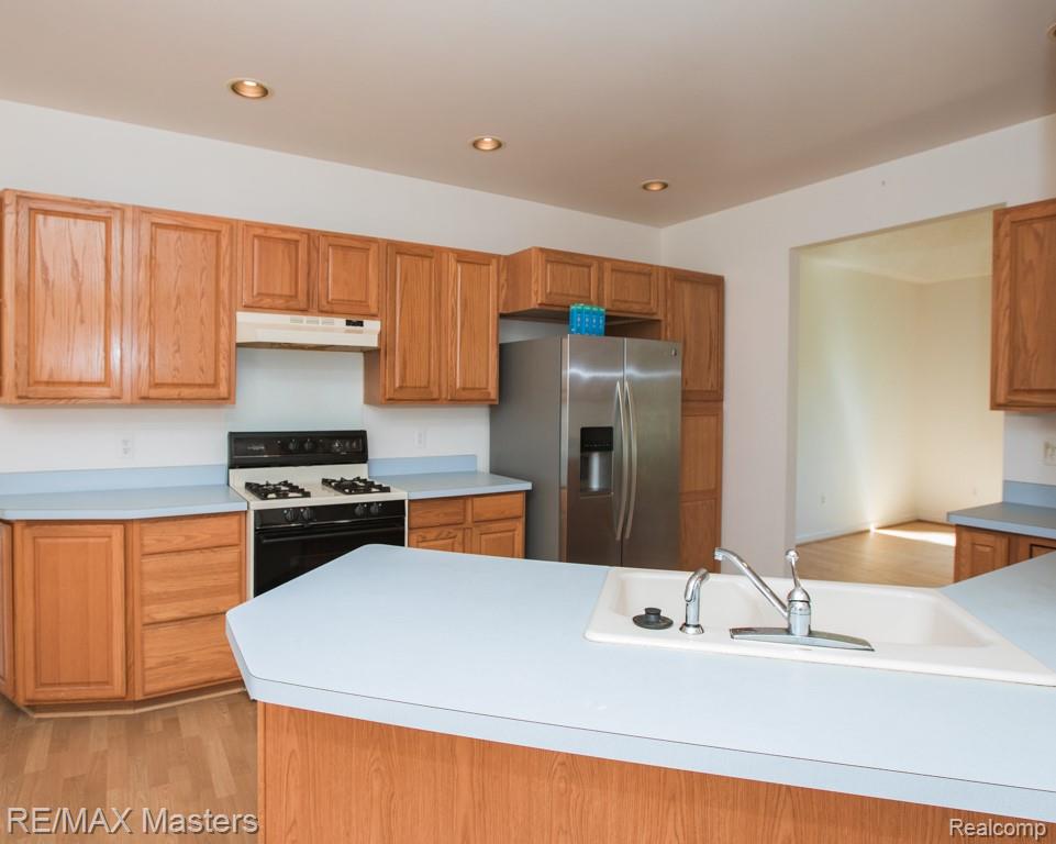 27178 John Drive, New Boston, MI 48164 — Photo 20