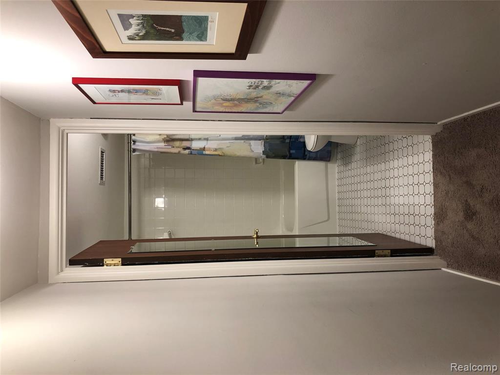 2405 Packard Street, 40D, Ann Arbor, MI 48104 — Photo 19