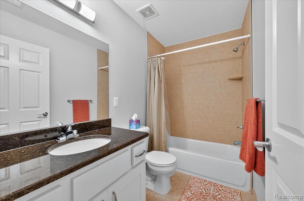 7888 Marie Drive, Shelby Twp, MI 48316 — Photo 16