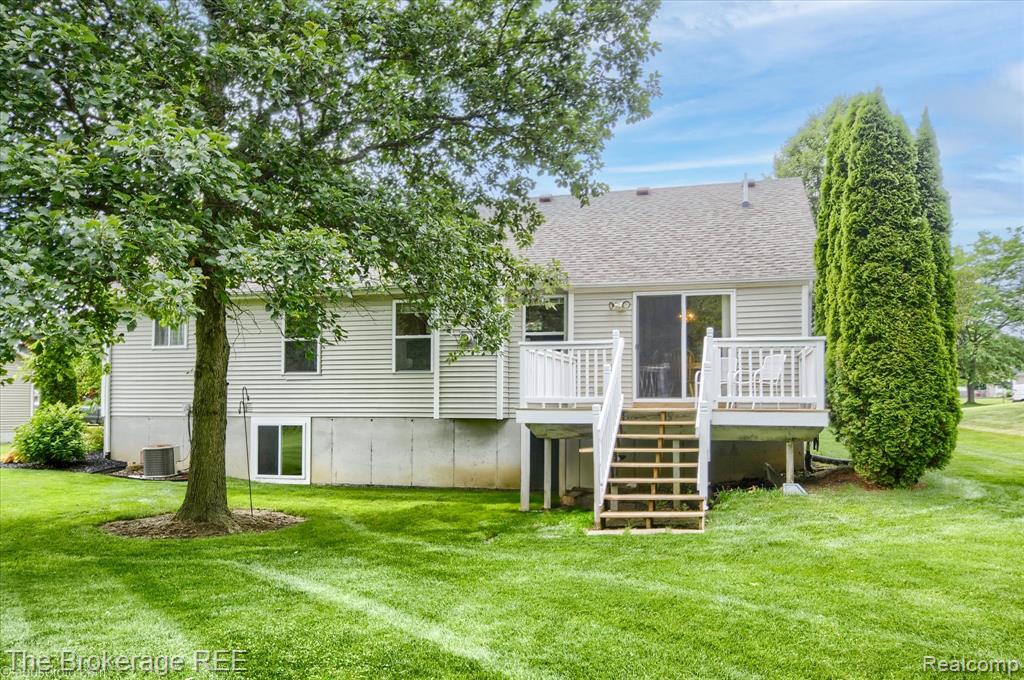 4435 Great Oaks Drive, Grand Blanc, MI 48439 — Photo 4
