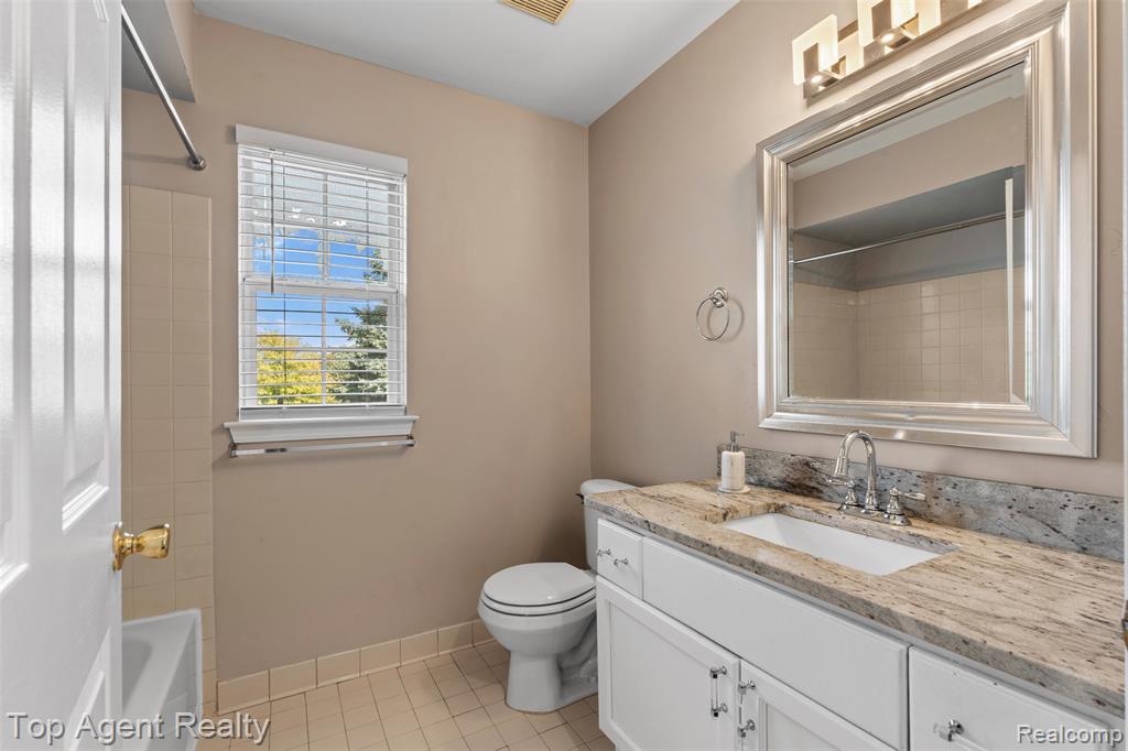 44935 Marigold Drive, Sterling Heights, MI 48314 — Photo 18