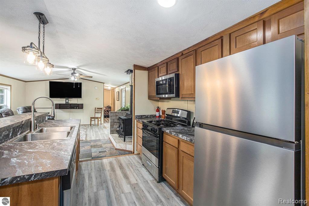10694 Freeman Road, Mesick, MI 49668 — Photo 5