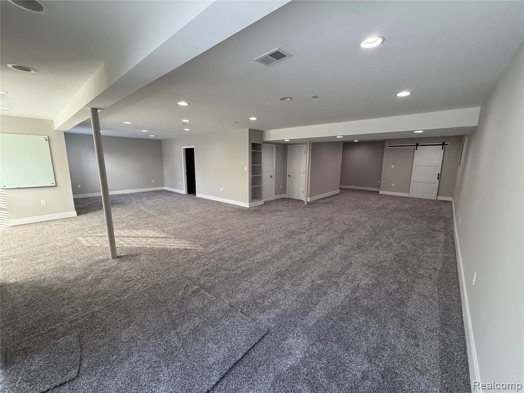31065 Tremont Lane, Beverly Hills, MI 48025 — Photo 21