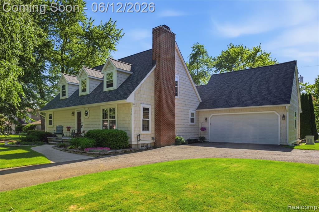 830 Hemingway Road, Lake Orion, MI 48362 — front exterior
