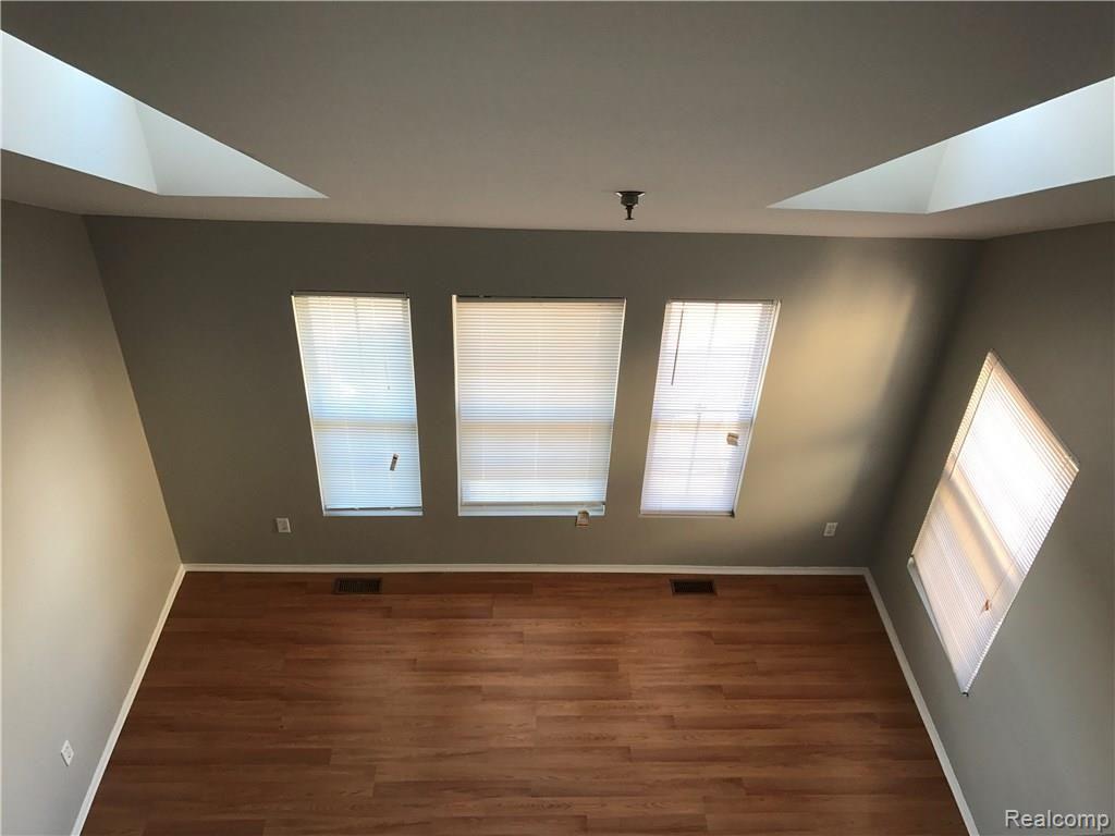 23390 GRAYSON, Southfield, MI 48075 — Photo 13