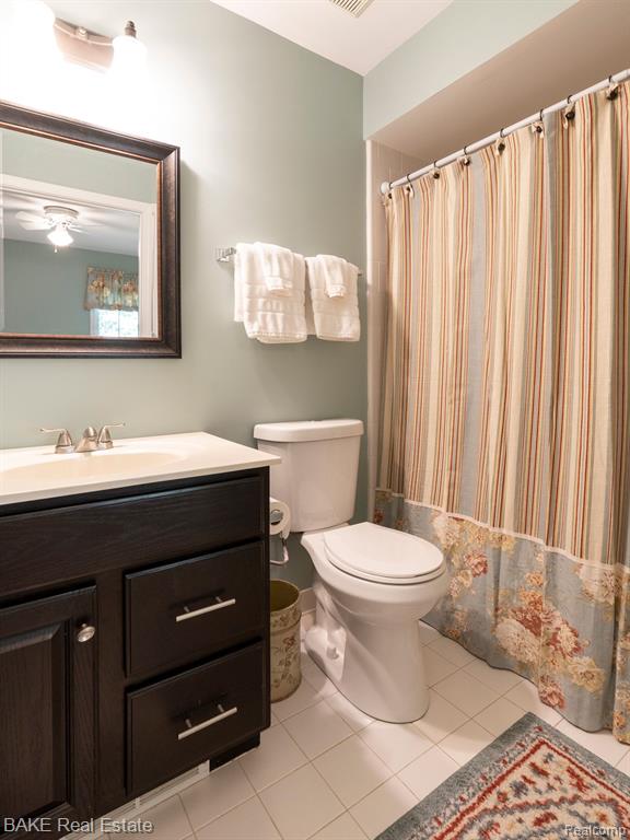 39470 Champion Court, Northville, MI 48168 — Photo 33