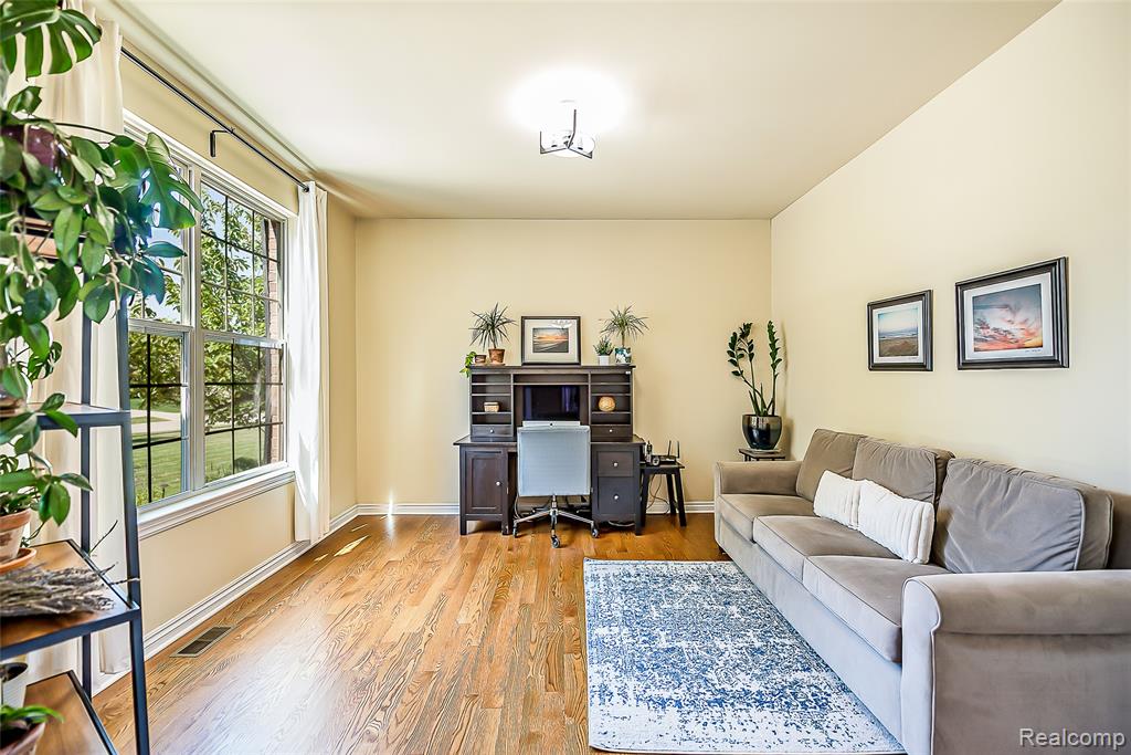58740 Carriage Lane, South Lyon, MI 48178 — Photo 3