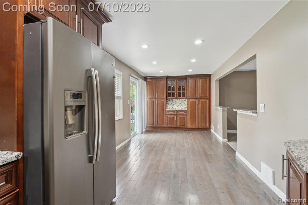 500 TROMBLEY Drive, Troy, MI 48083 — Photo 15