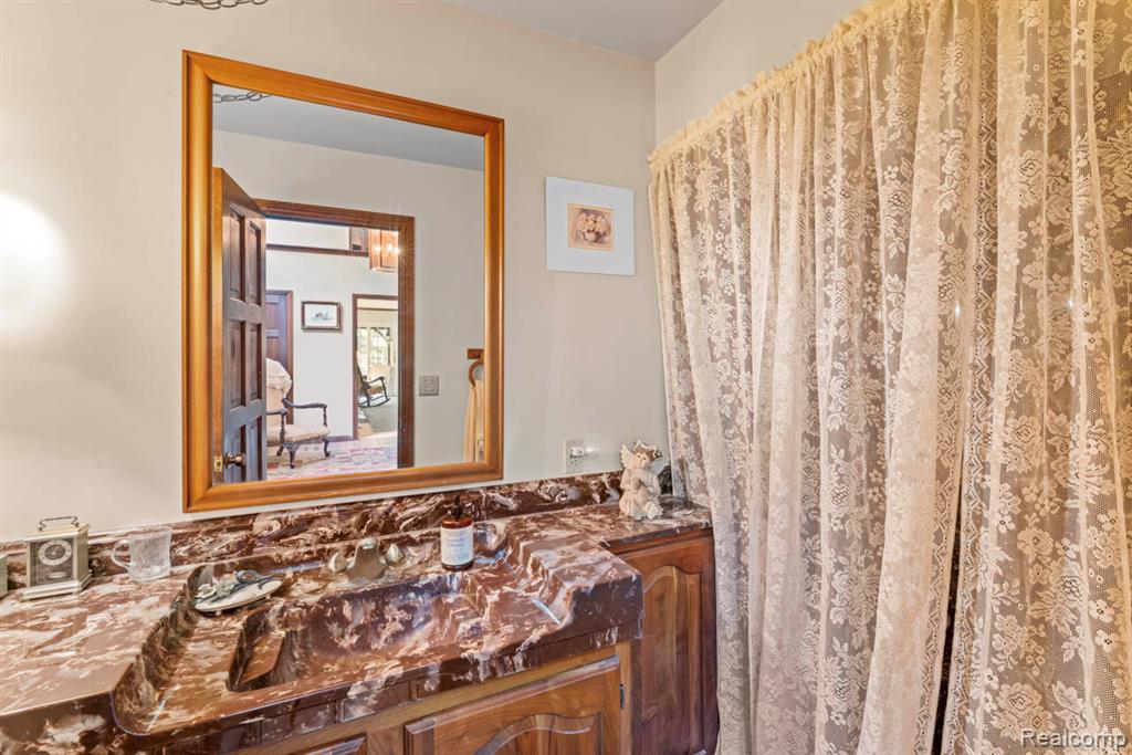 15000 Bishop Road, Byron, MI 48418 — Photo 41