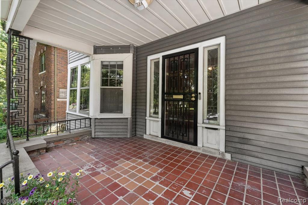 3417 Seminole Street, Detroit, MI 48214 — Photo 58