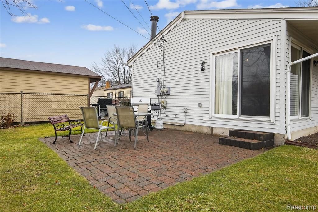 9640 Dudley Street, Taylor, MI 48180 — Photo 36