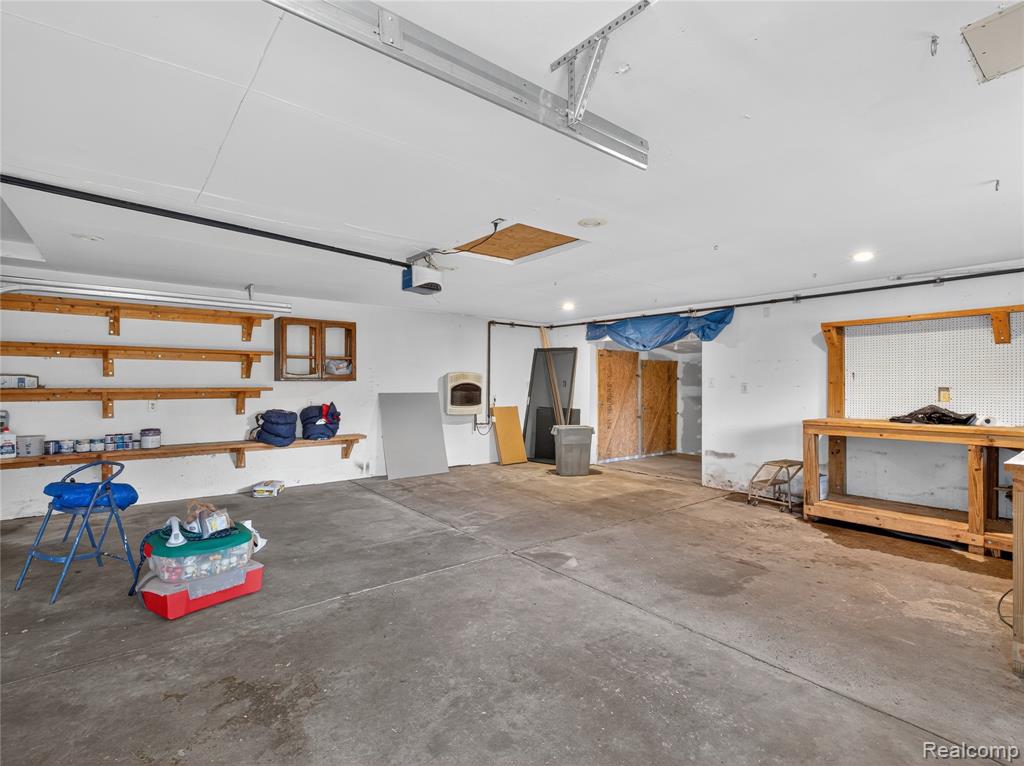 43801 Burtrig Road, Van Buren, MI 48111 — Photo 32