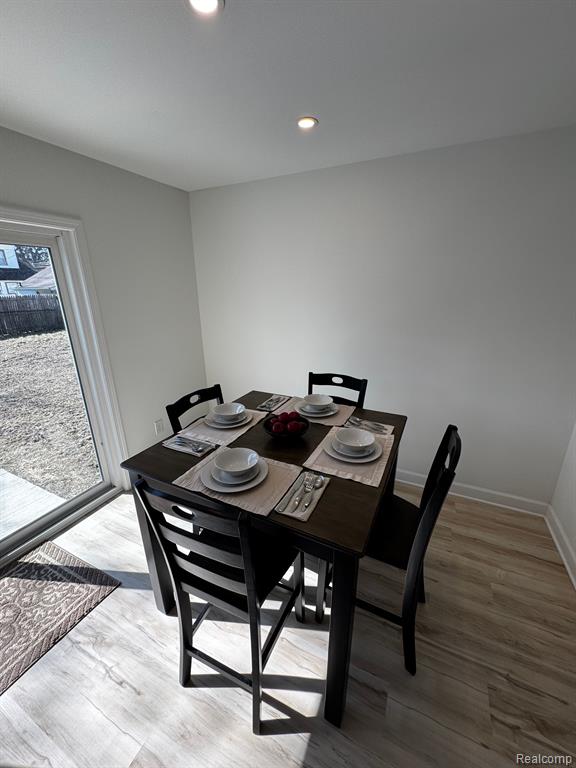 520 E EVELYN Avenue, Hazel Park, MI 48030 — Photo 18