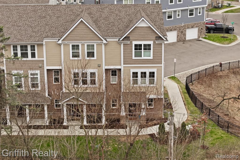 614 Anne Avenue, Brighton, MI 48116 — front exterior