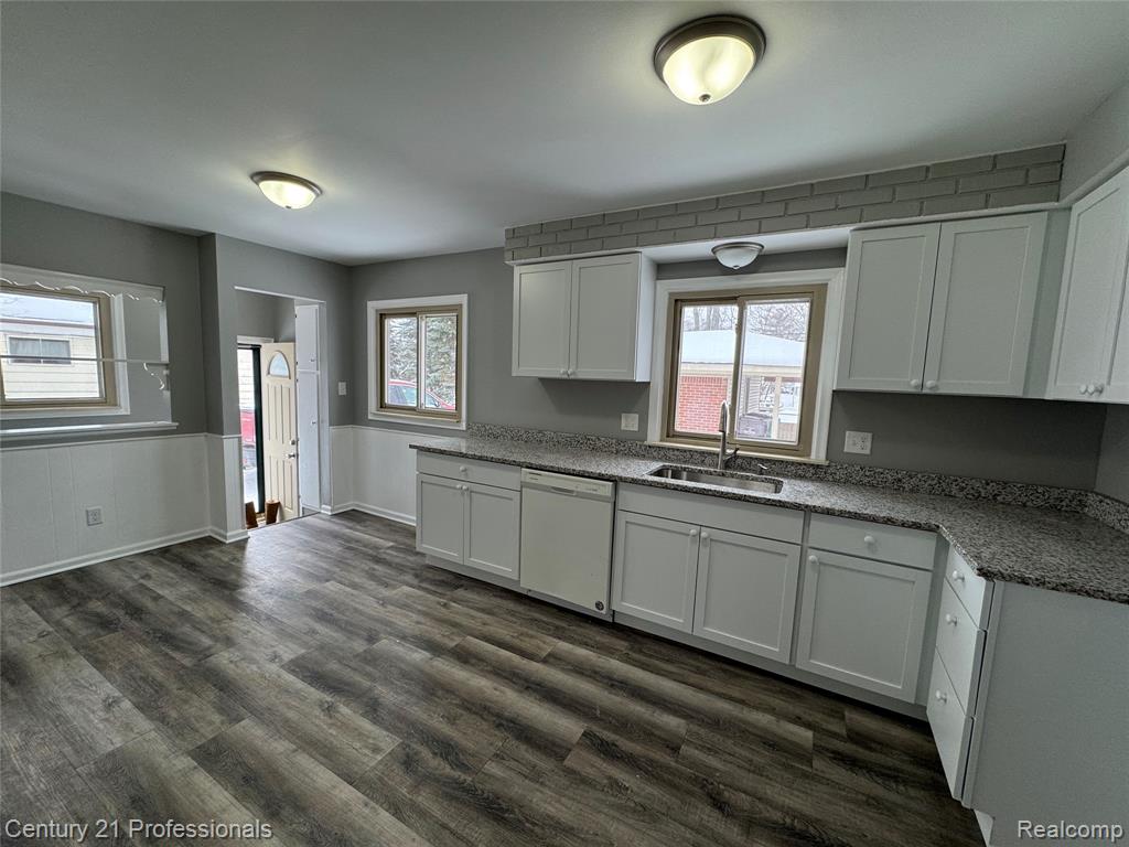 6327 Merriman Road, Garden City, MI — Photo 22