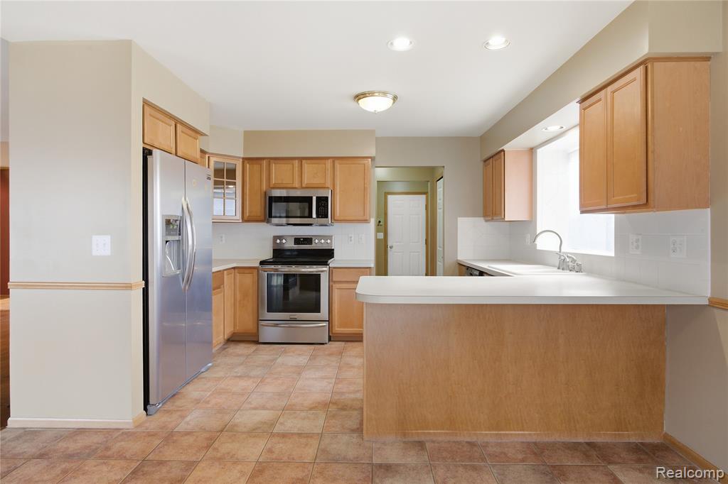 504 Overland Court, Oxford, MI 48371 — Photo 19