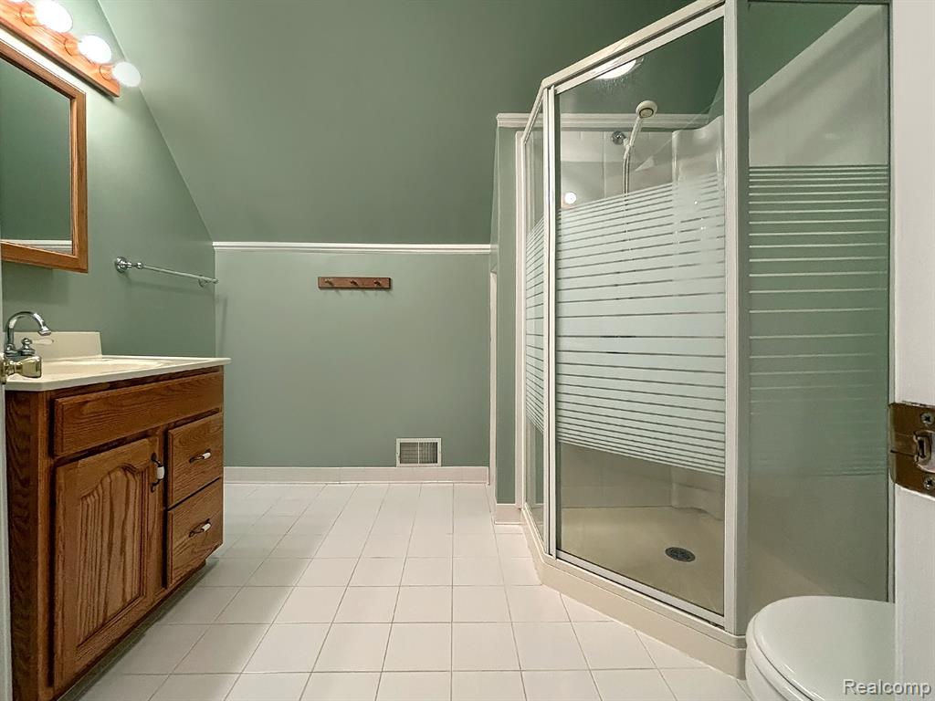 7653 CHASE LAKE Road, Fowlerville, MI 48836 — Photo 65