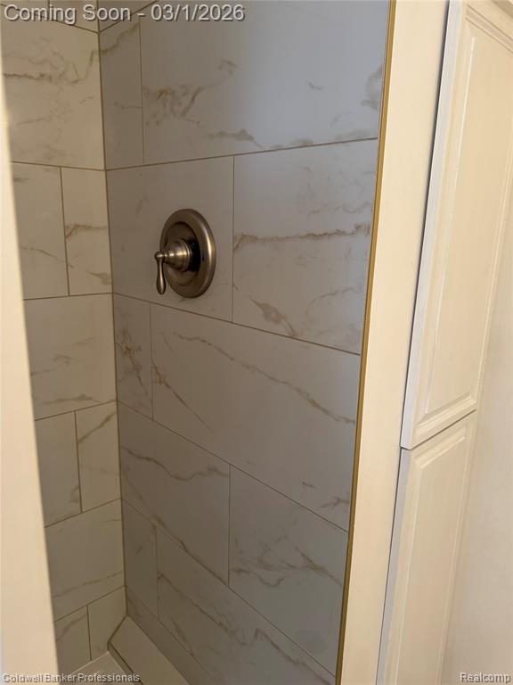 373 Ridgemont Road, Grosse Pointe Farms, MI 48236 — Photo 22