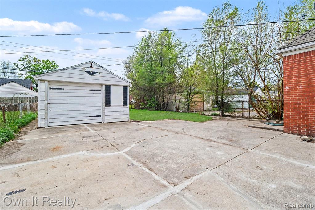 16678 Collingham Drive, Detroit, MI 48205 — Photo 26
