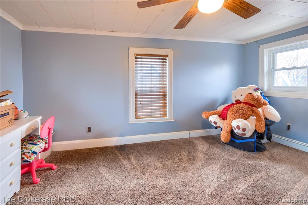 203 Sawyer Street, Grand Blanc, MI 48439 — Photo 35