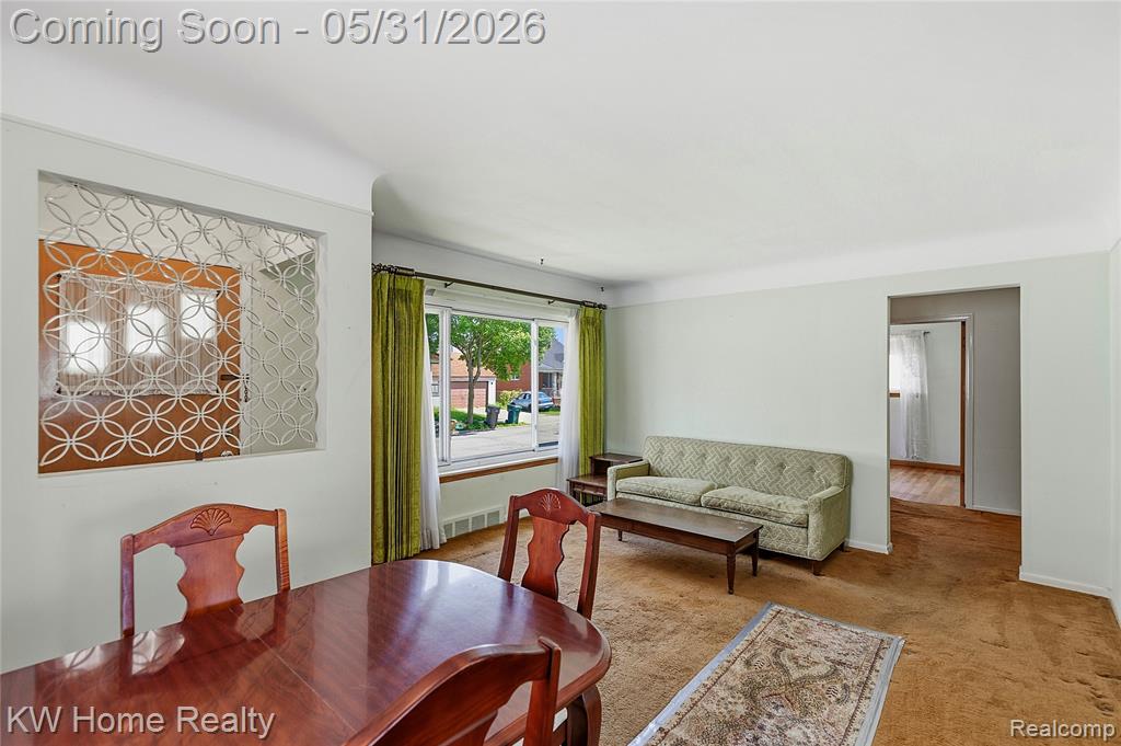 8801 Whitlock Avenue, Dearborn, MI 48126 — Photo 4