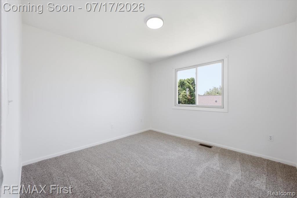 50443 Middle River Drive, Macomb, MI 48044 — Photo 30
