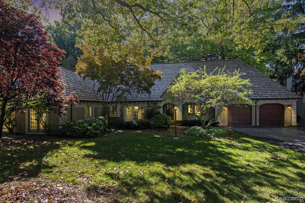 5459 Bristol Parke Drive, Clarkston, MI 48348 — Photo 2