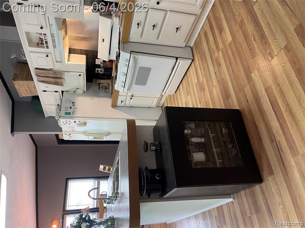 48261 Roy Court, Belleville, MI 48111 — Photo 8