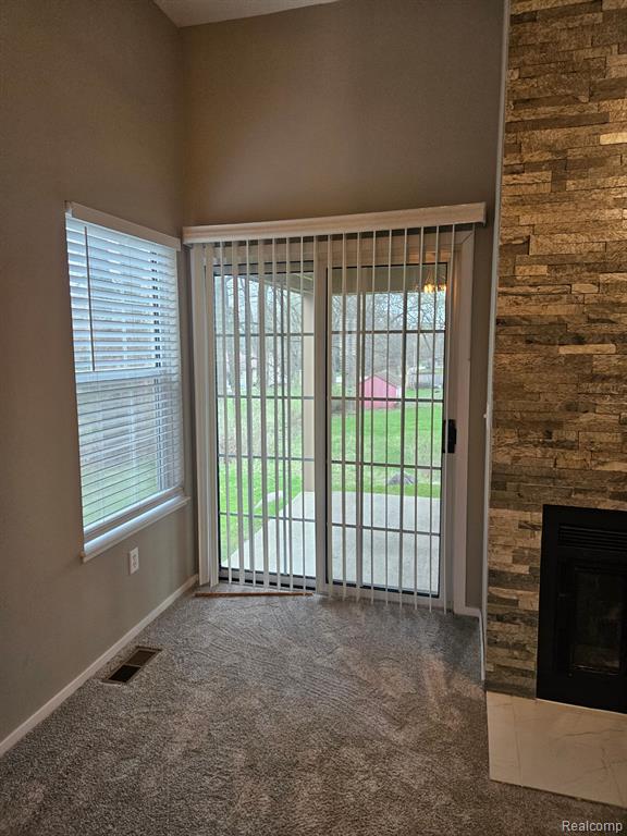 906 WHISPERWOOD Drive, Fenton, MI 48430 — Photo 8