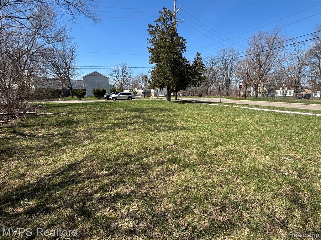 51 S South Paddock Street, Pontiac, MI 48342 — Photo 5